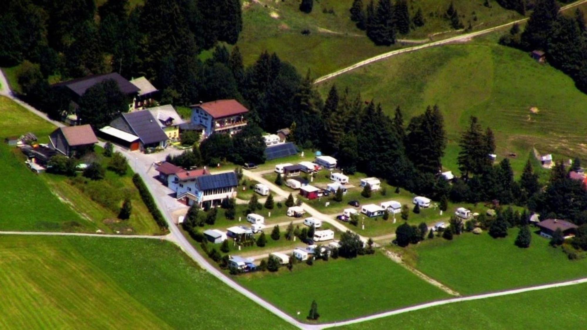 App 1 - Farbennest Mit Fruehstueck Teekueche, Sommerbergbahnen Inkl Tannheim Exterior photo