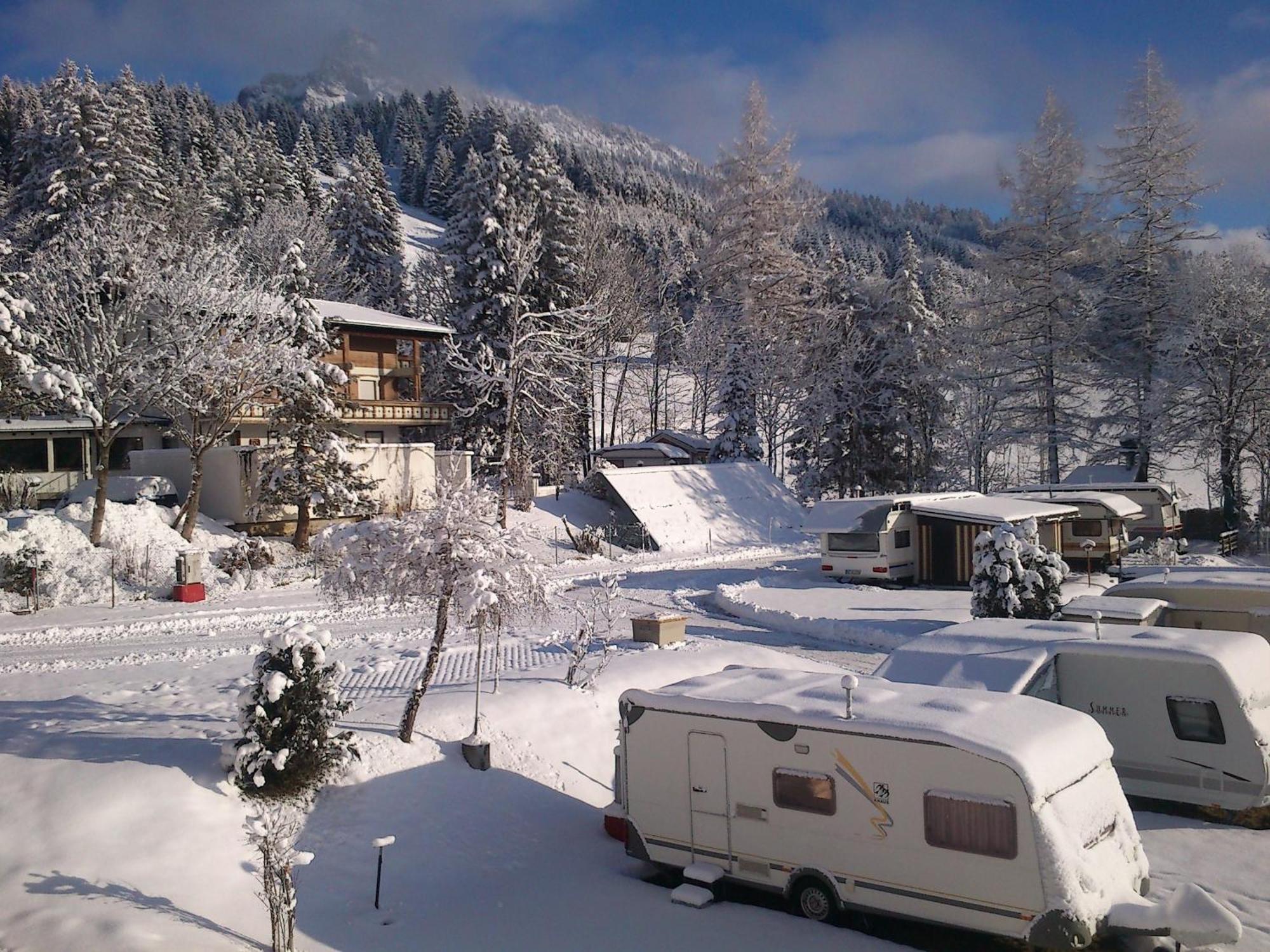 App 1 - Farbennest Mit Fruehstueck Teekueche, Sommerbergbahnen Inkl Tannheim Exterior photo